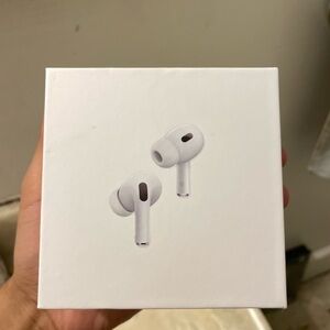 Apple AirPods Pro with White Charging Case